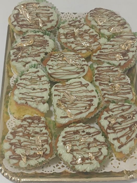 Vând cozonaci de casa cu ciocolată si fistic