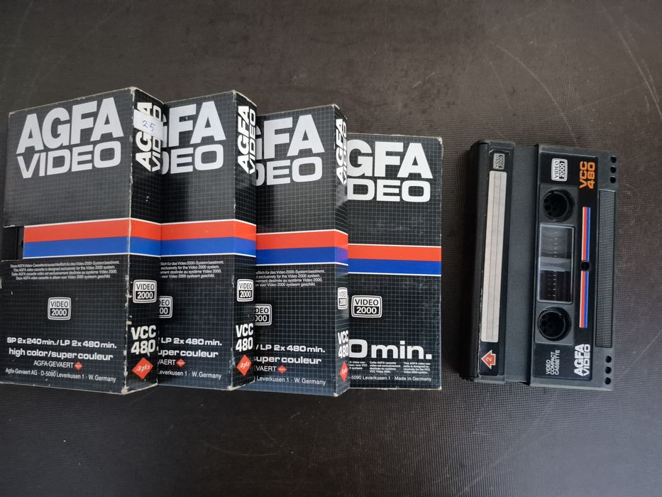Vând 5 casete video 2000 VCC Agfa,360, 480 minute 2×4h, colectie filme