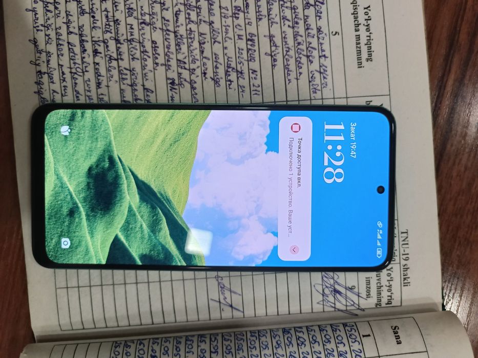 Redmi note 12 6/128 , chetkiy ishlidi , ekran rodnoy,