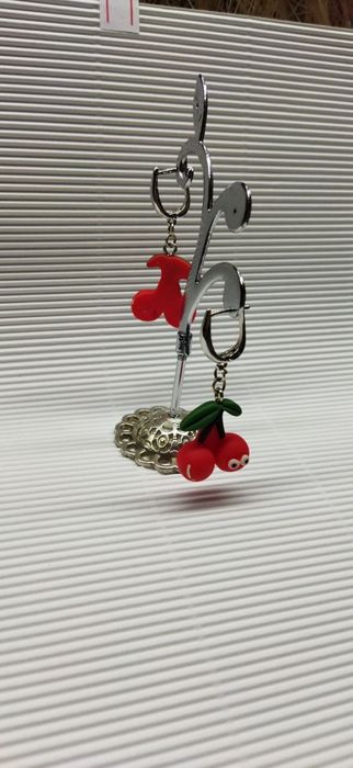 Браслеты, серьги, подвески