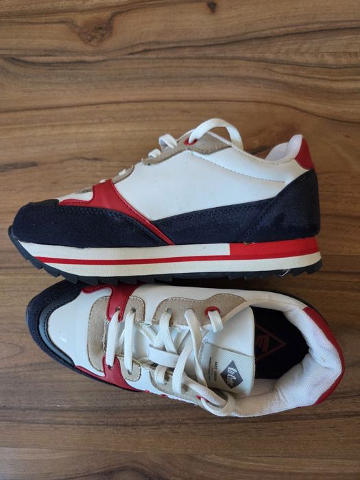 Дамски маратонки Lee Cooper