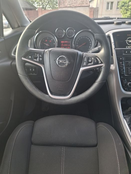 Opel astra J sport tourer 1.7 diesel 2012 inmatriculat