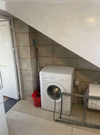 Дава се под наем Двустаен апартамент в София, Център - 65 кв.м за 578.34 € - Снимка #10