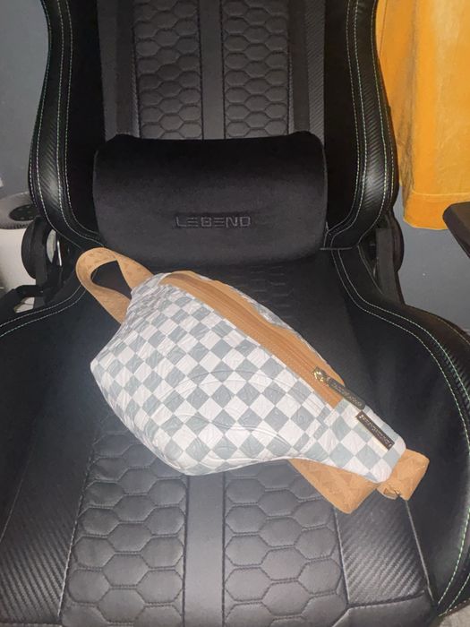 Чанта sprayground