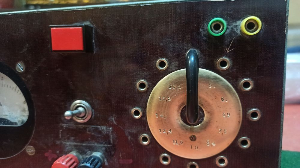 Sursa alimentare 220v