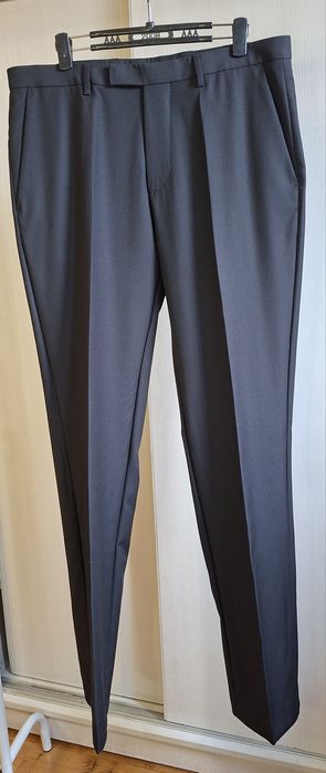 Оригинальные брюки от HugoBoss