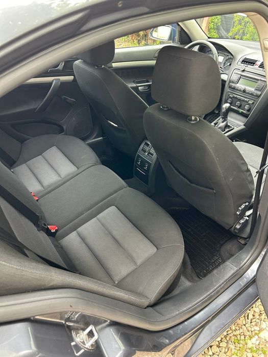 Vând sau schimb Skoda Octavia 2