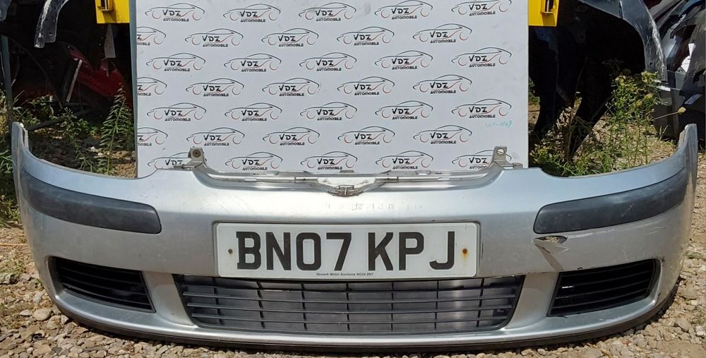 Bara fata VW Golf 5, non face lift