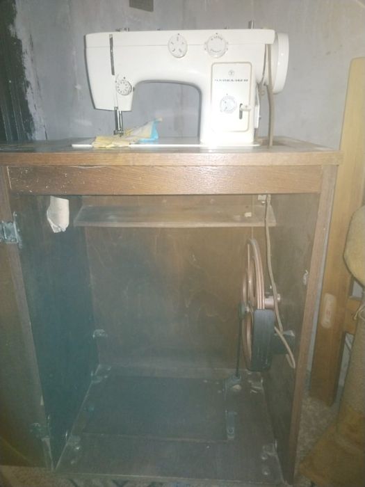 Швейная машинка советская