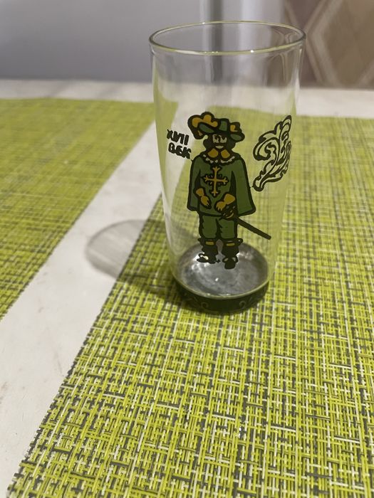 Продам  стаканчики