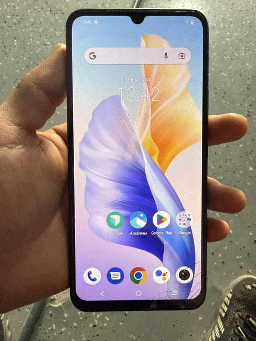 Телефон  vivo V22e