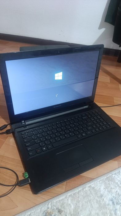 Ноутбук Lenovo Core i7 / 12 Гб ОЗУ