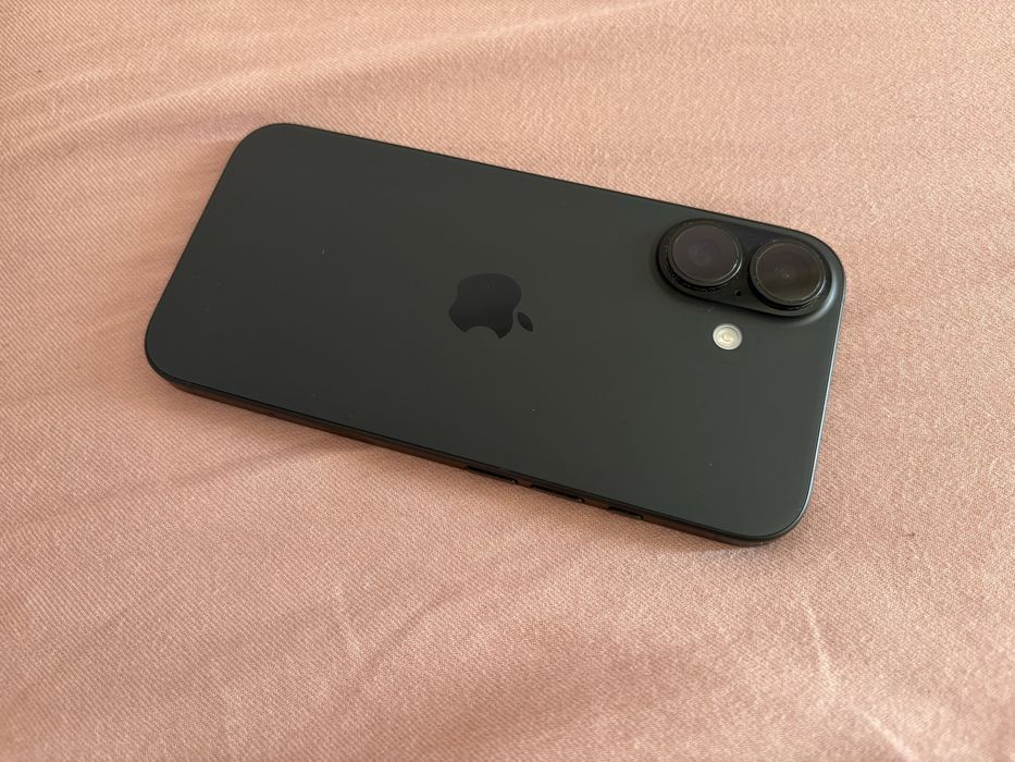 Iphone 16 Перфектен