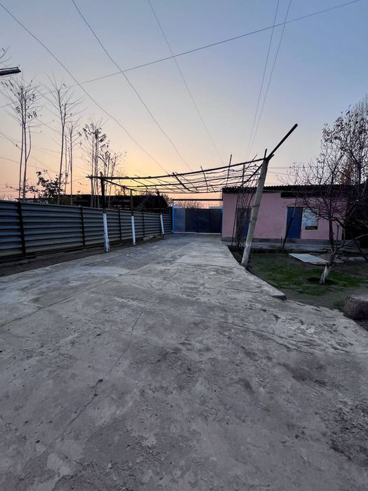 Ахилик махаласида Уй сотилади 7хонали