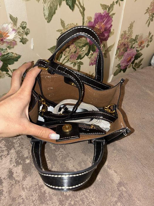 Черна дамска чанта ZARA