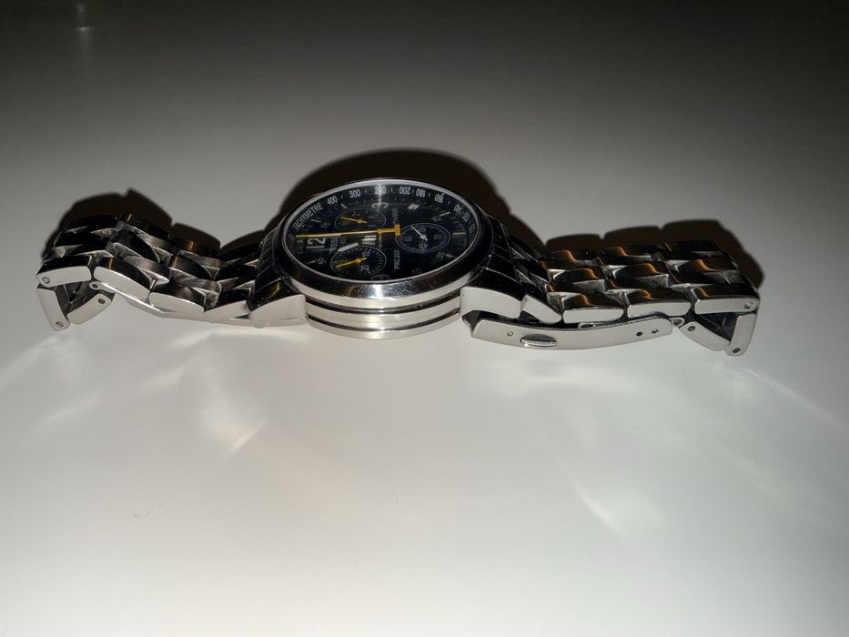 Tissot PRC200 T461, cadran negru, limbi galbene