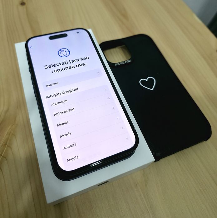 Telefon APPLE iPhone 15 5G, 128GB, Black, husă MobilFox