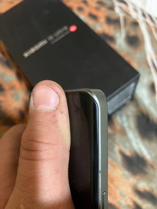 Продам телефон Xiaomi 13 ultra