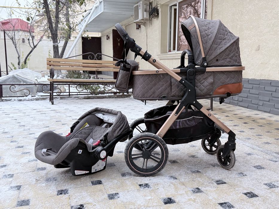 Коляска Автокресло