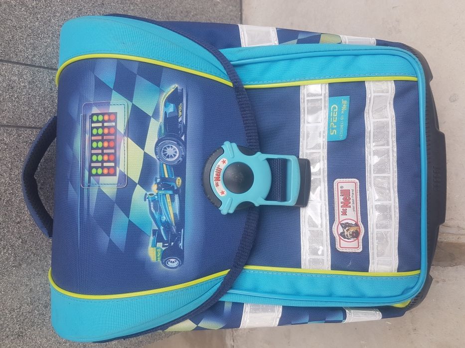 Ученическа раница McNeill олекотена ергономична