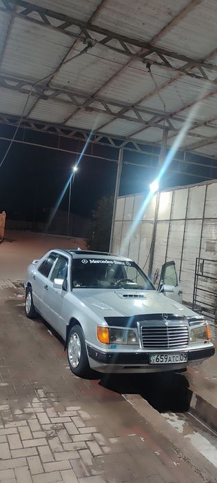 Mercedes-benz 124