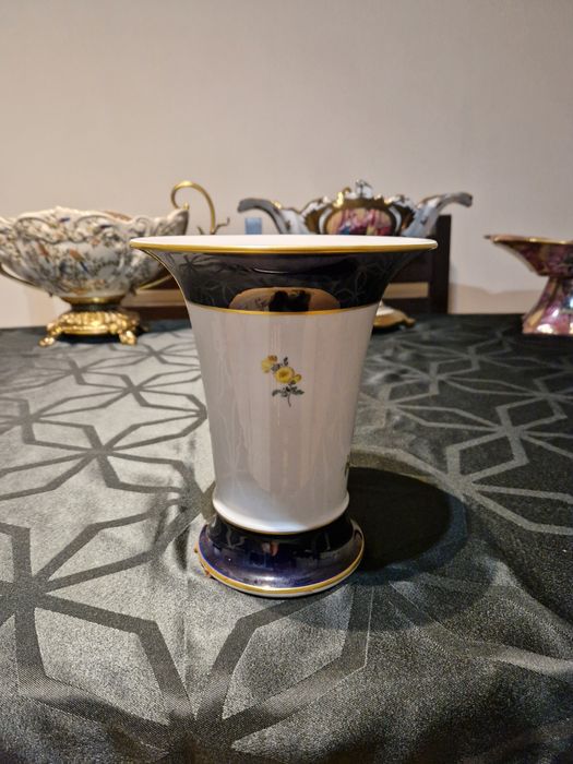 Прекрасна антикварна колекционерска порцеланова ваза Meissen