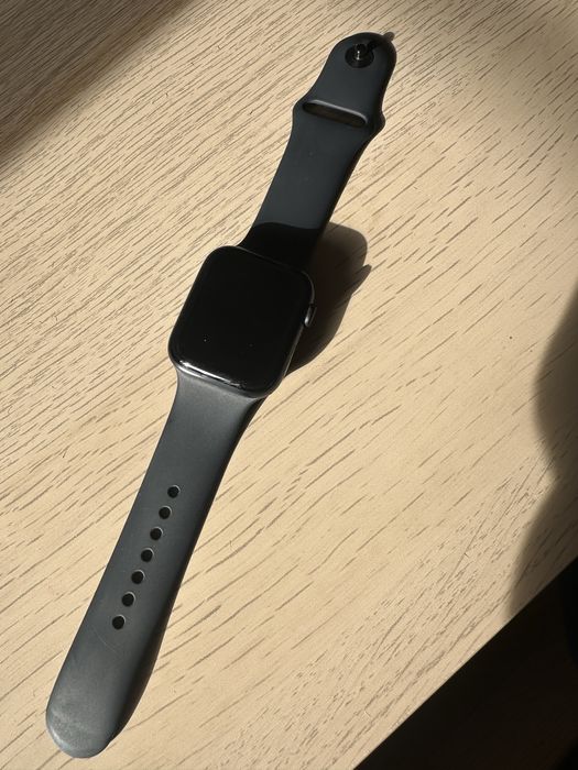 Apple Watch SE (2nd generation) 44mm