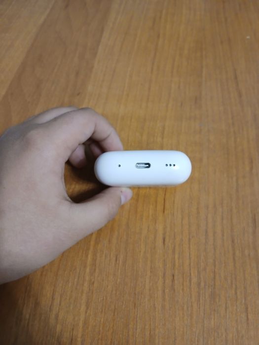 продам наушники AirPods Pro 2