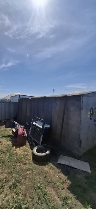 Продам гараж большой
