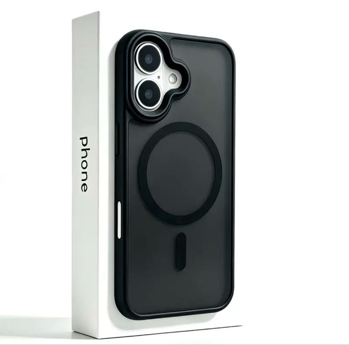 Чехол на iPhone 16