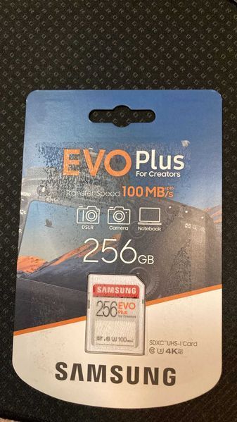 Carduri Samsung EVO PLUS si PRO PLUS 256GB SDXC Noi sigilate.