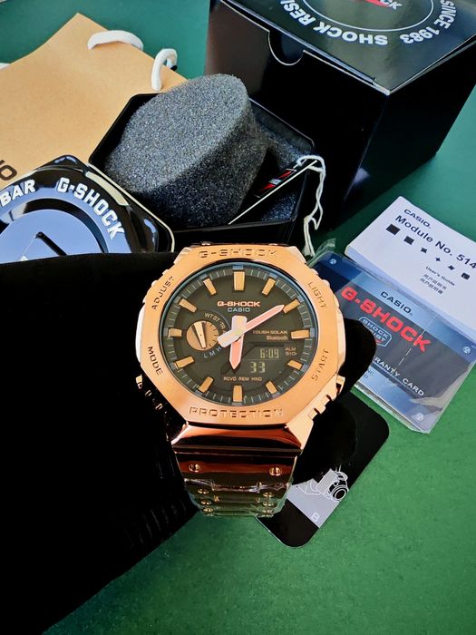 нов часовник Casio G-Shock Rainbow Gold, Касио