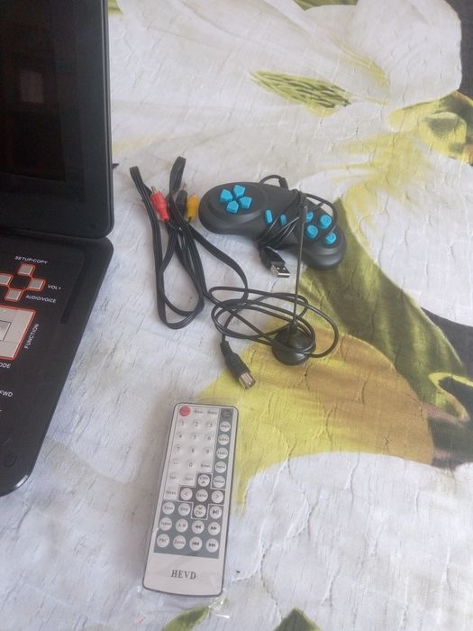 Продам DVDплеер новый.