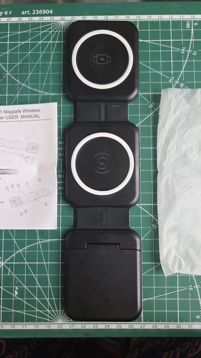 «10-in-1 MagSafe Wireless Charger Cable Tooling»