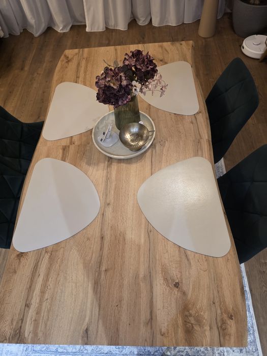 Masa dining extensibila