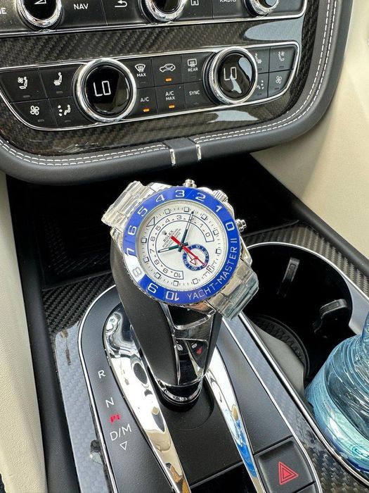 Мужские часы «Rolex», «Omega».