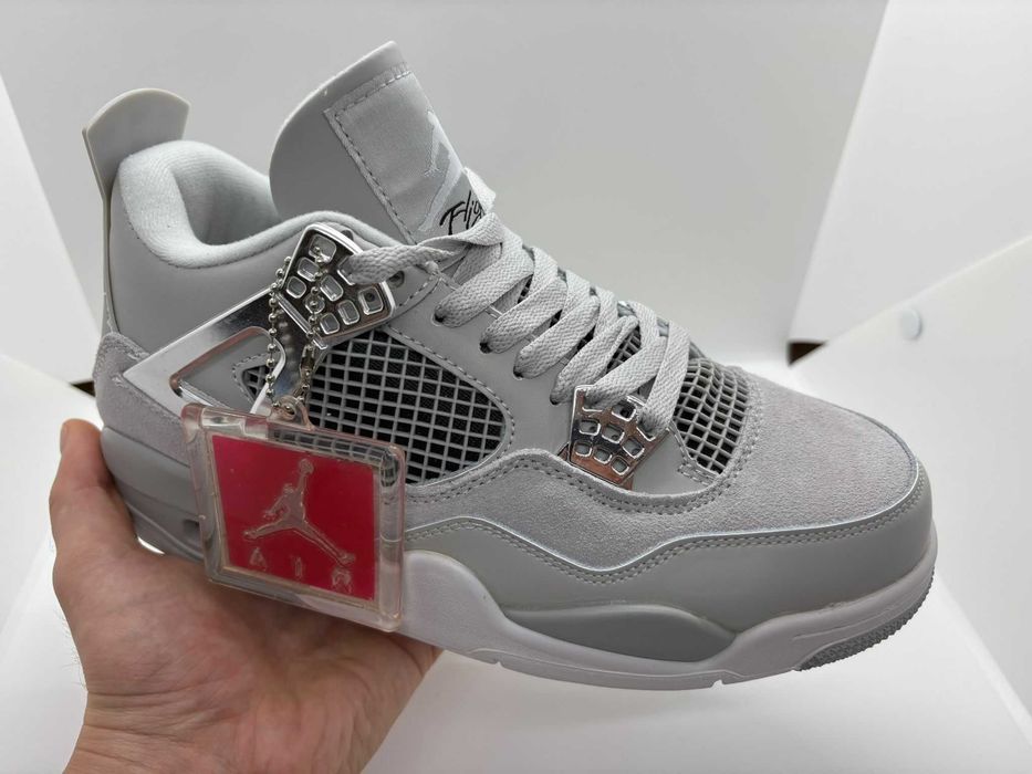 Nike Air Jordan 4 Retro Frozen Moments 36-37,5