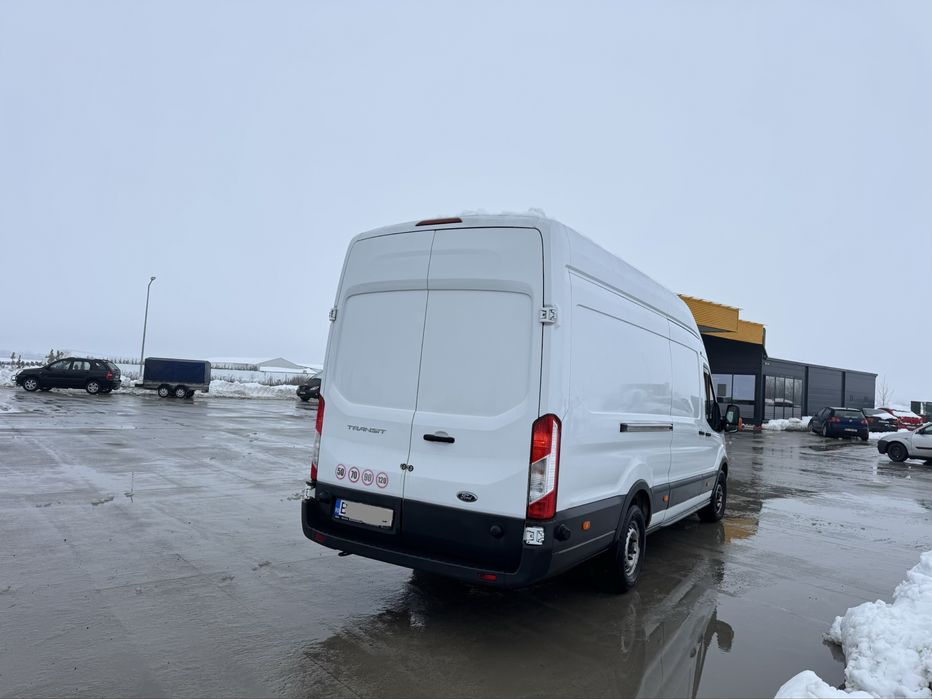 Ford Transit / Modelul lung an 2018