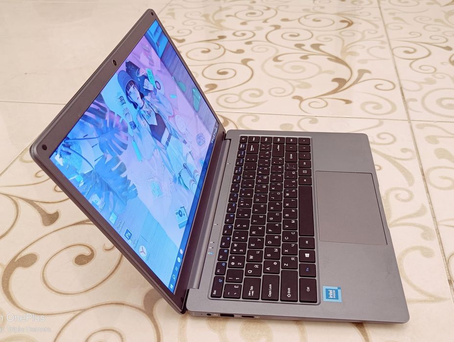 Продам ноутбук Azerty