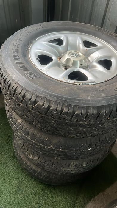 Продам резину с дисками