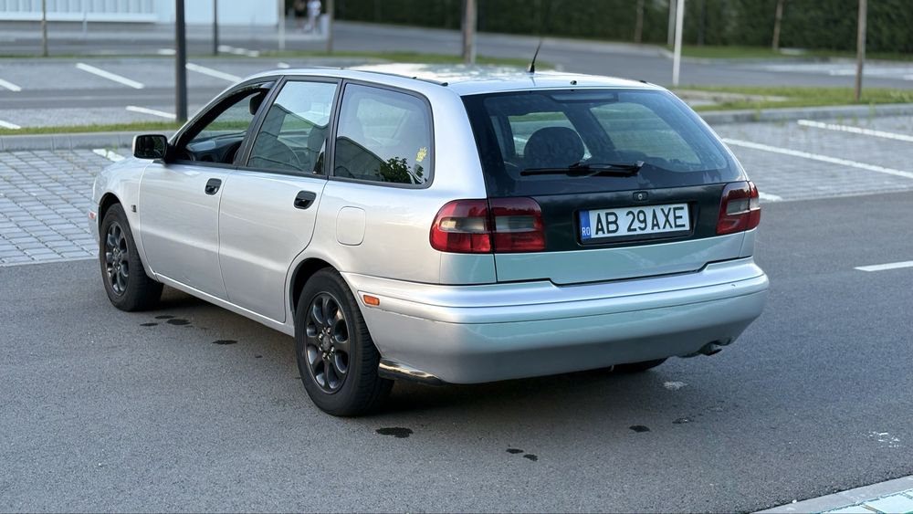 Volvo v40 1.9d revopsit/plafon instelat