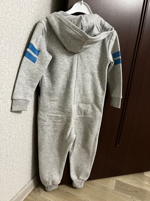 Продам комбинезон детский Futurino!