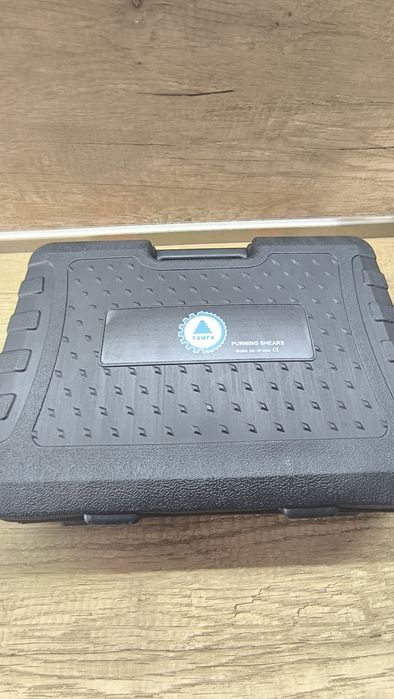 Електрическа ножица