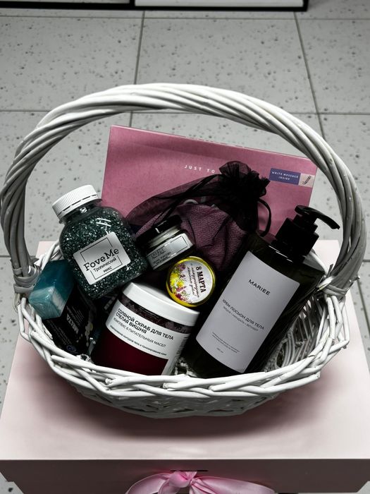 Подарки на 8 марта