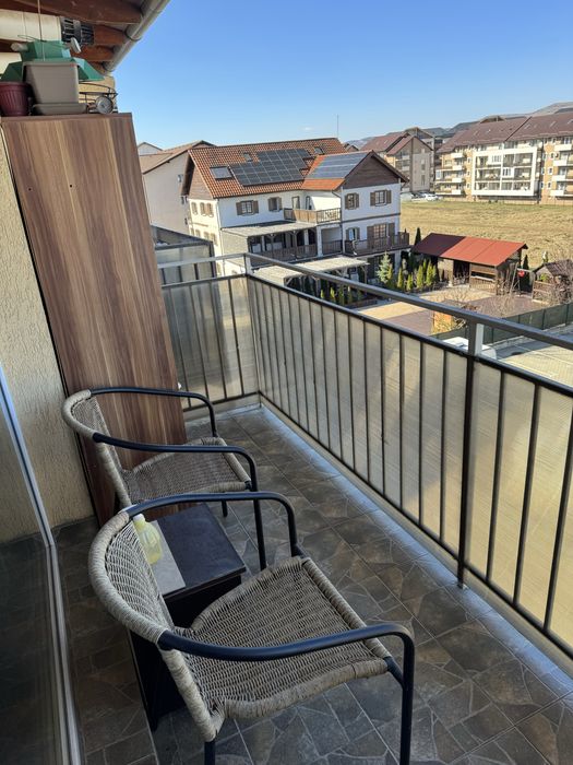 Inchiriez apartament cu 2 camere ,spatios in Floresti