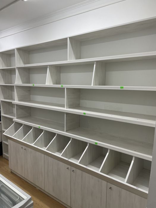 Полки для магазина.