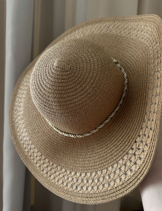 Шляпа с Большими полями