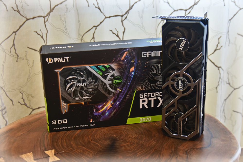 Продавам видео карта RTX 3070