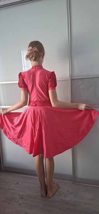 Продам бальные платья б/у