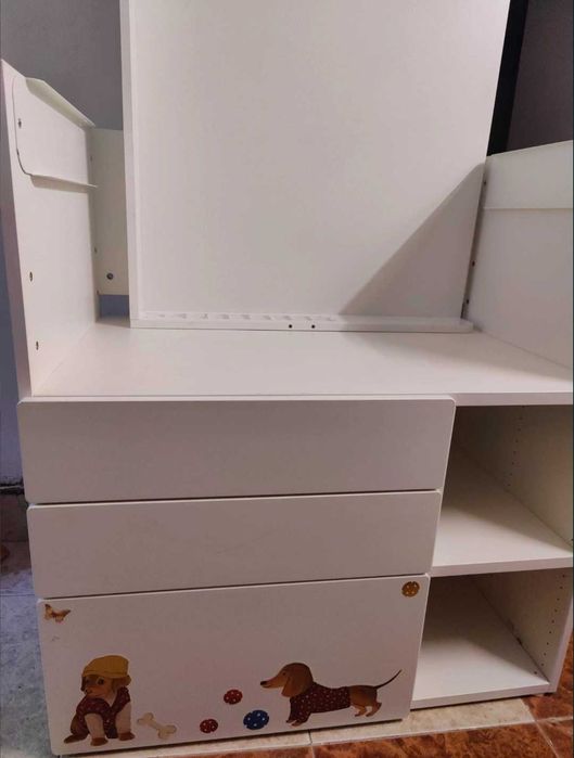 Маса за повиване Икеа / повивалник